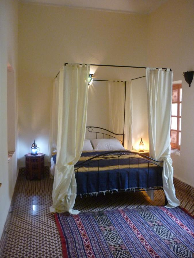 Отель La Maison Des Lallas Sefrou Экстерьер фото